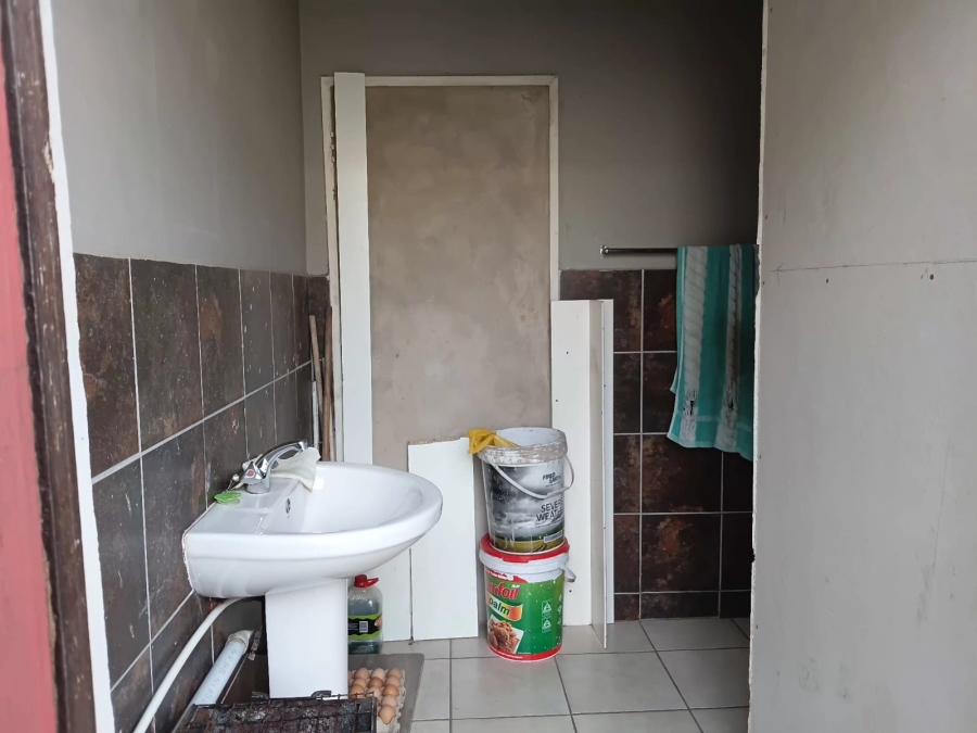 To Let Commercial Property for Rent in George South Western Cape